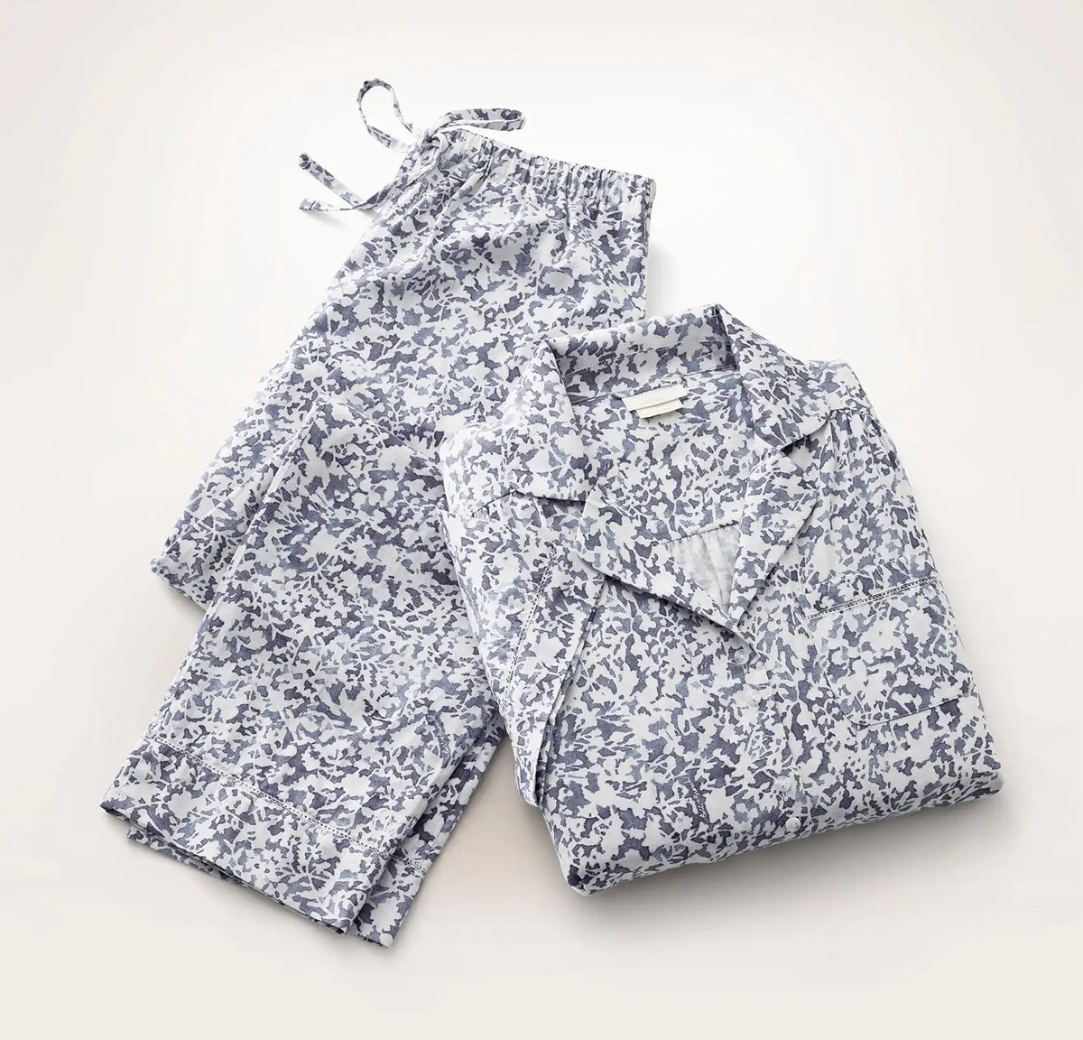 Signature Short Sleeve & Pants Pajama Set Bay Garden