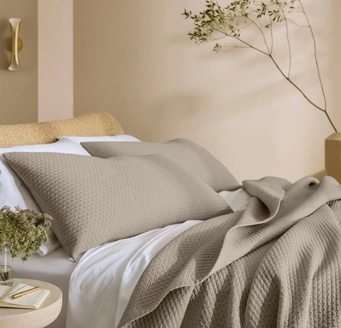 Signature Textured Stitch Quilted Sham Oak