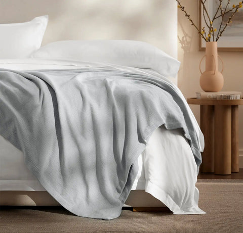 Lightweight Bed Blanket Shore