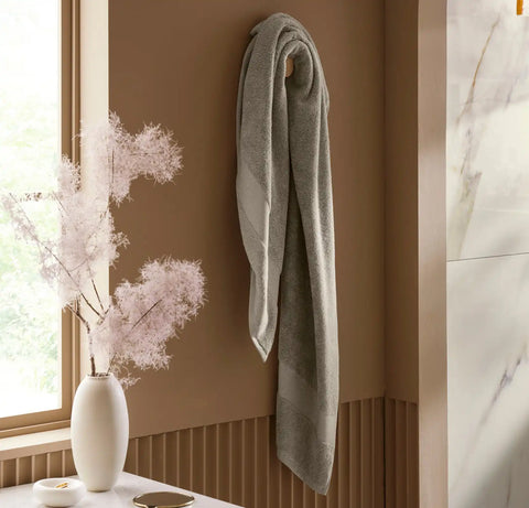 Plush Bath Towel Oak