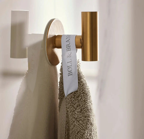 Plush Bath Towel Oak