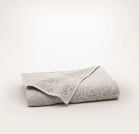Plush Bath Towel Pewter