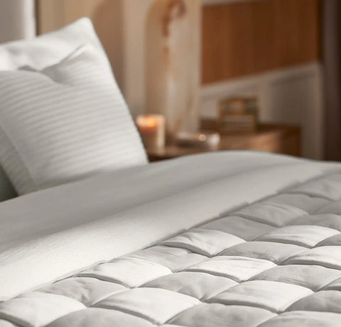 The Woven Icon White