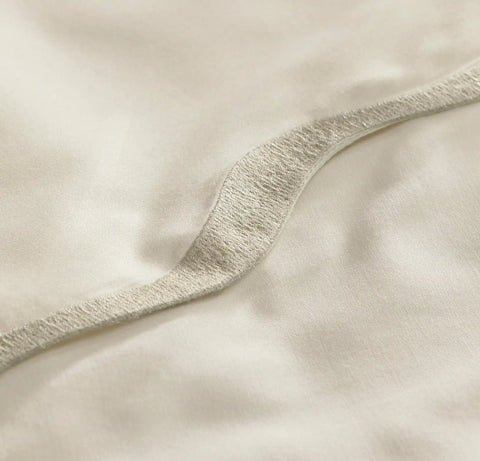Signature Embellished Sheet Set Cream/Sand Curved Edge