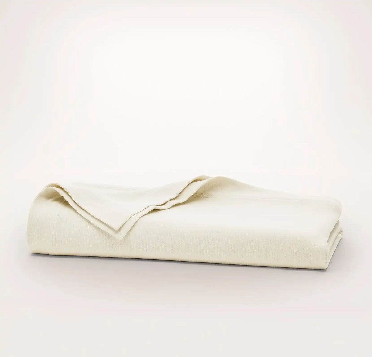 Essential Bed Blanket Cream