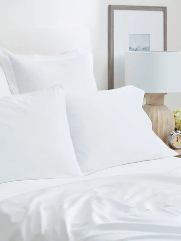 Signature Hemmed Flat Sheet White