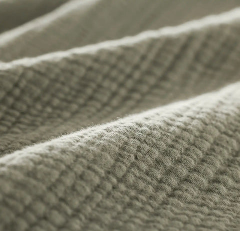 Dream Bed Blanket Sageleaf
