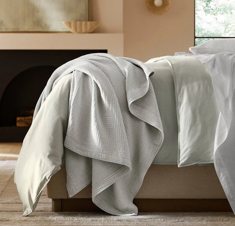 Dream Throw Blanket Mist