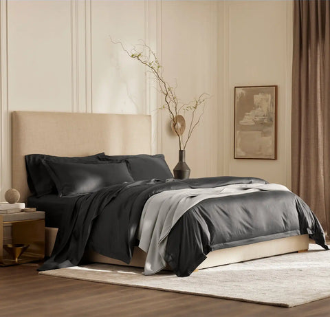 Signature Hemmed Duvet Set Night