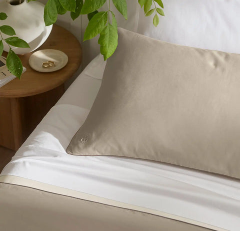 Signature Embellished Duvet Set Oak/Walnut Piped Edge