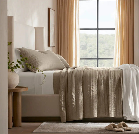 Signature Stripe Quilt Set Oak