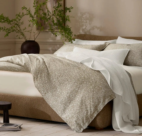 Signature Hemmed Duvet Set Oak Garden