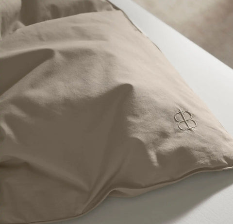 Percale Quilted Down Alternative Comforter Oak