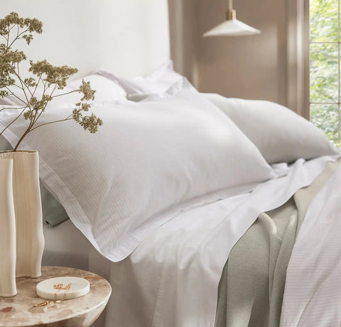 Signature Hemmed Duvet Set White/Pewter Delicate Stripe
