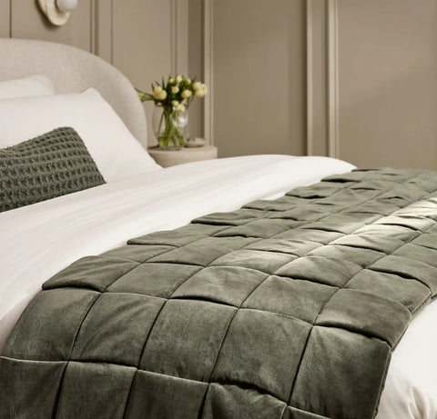The Woven Icon Pine