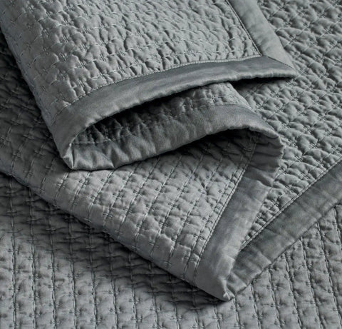 Signature Textured Stitch Quilt Bluestone