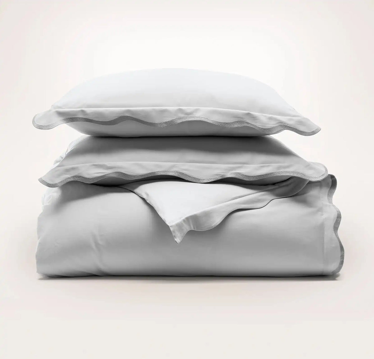Signature Embellished Duvet Set Sky/Shore Curved Edge