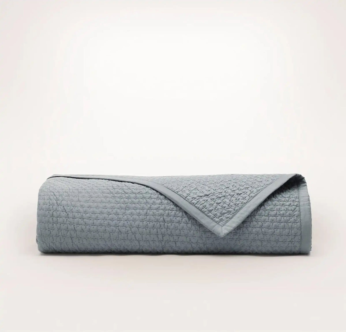 Signature Textured Stitch Quilt Bluestone