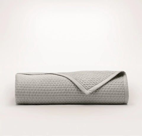 Signature Textured Stitch Quilt Pewter