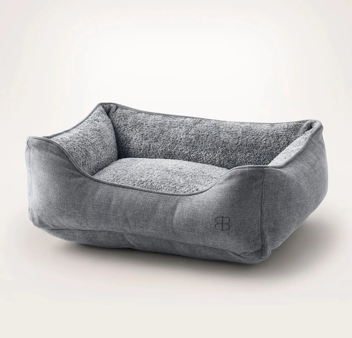 Piped Edge Pet Bed Water
