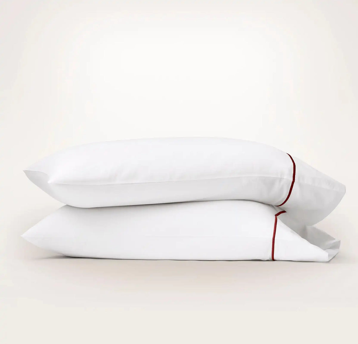 Signature Embellished Pillowcase Set White/Holly Embroidered