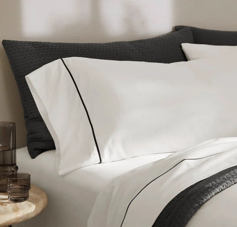 Signature Embellished Sheet Set White/Night Embroidered