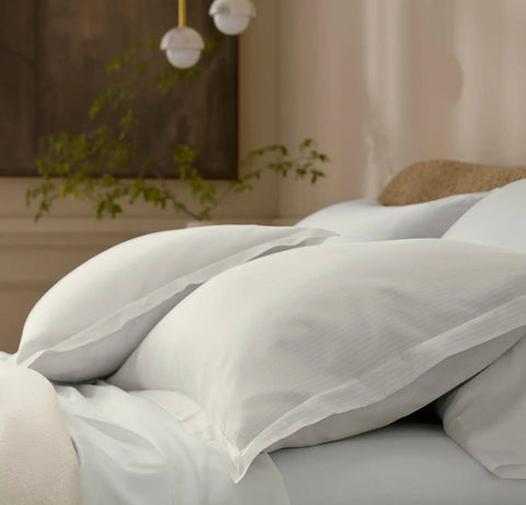 Signature Hemmed Duvet Set White/Oak Delicate Stripe