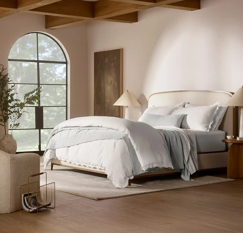Signature Embellished Duvet Set White/White Curved Edge