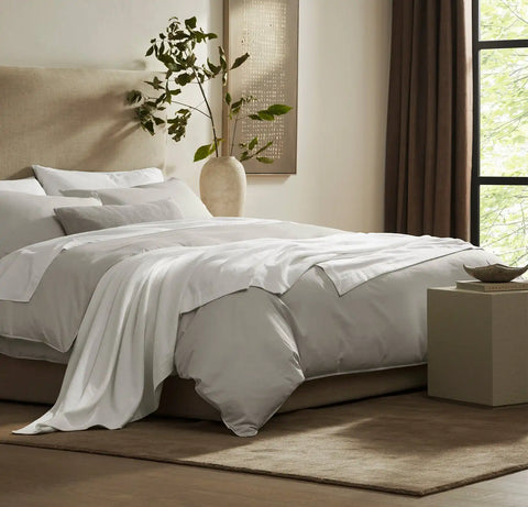 Essential Bed Blanket White