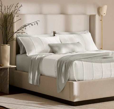 Signature Modern Grid Quilt White