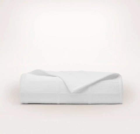 Signature Modern Grid Quilt White