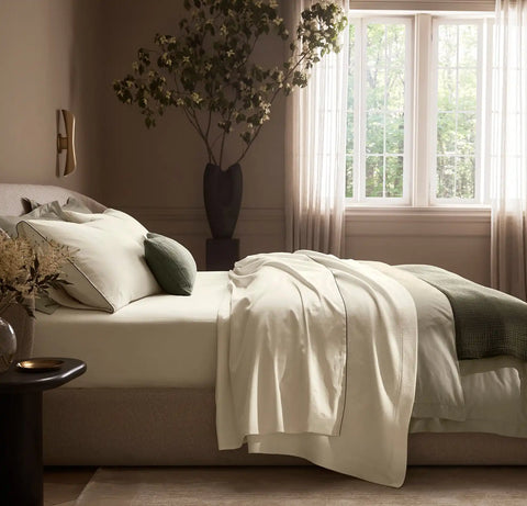 Signature Embellished Sheet Set Cream/Olivine Piped Edge