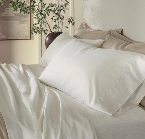 Signature Hemmed Sheet Set White/Oak Delicate Stripe