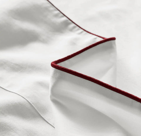 Signature Embellished Sheet Set White/Holly Piped Edge