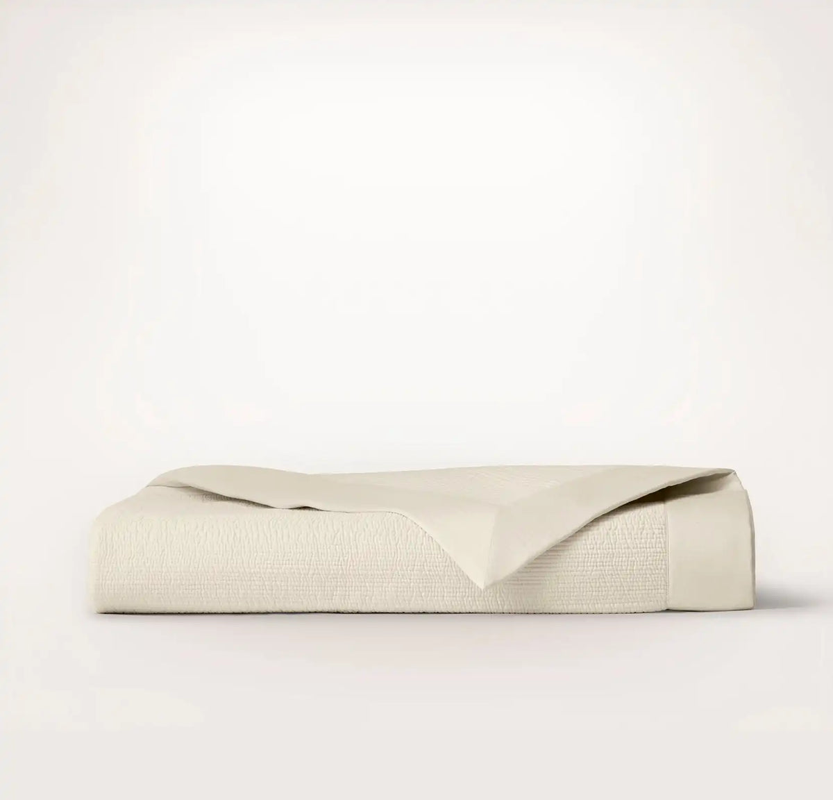Signature Stitchline Quilt Cream
