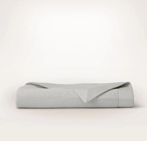 Signature Stitchline Quilt Mist