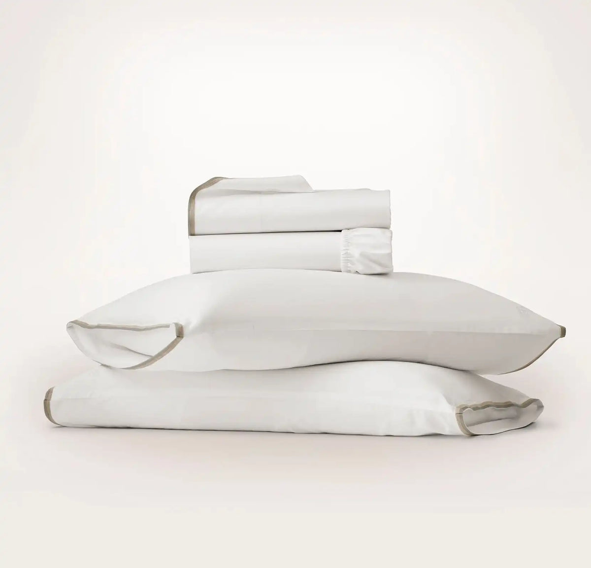 Signature Embellished Sheet Set White/Pewter/Oak Trielle